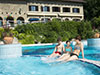 Детский открытый плавательный бассейн отеля Danubius Health SPA Resort Aqua**** на термальном курорте Хевиз