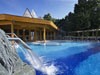Открытый термальный бассейн отеля Danubius Health SPA Resort Heviz****+ на термальном курорте Хевиз